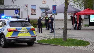 Der Polizeieinsatz am Bahnhof in Bad Windsheim wird die Ermittler noch länger beschäftigen. (Foto: Bastian Lauer)