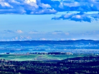 Blick bis zu den Alpen - gesehen auf dem Hesselberg. (Foto: Klaus Meyer)